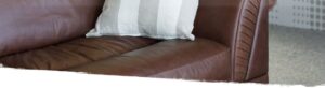 What Methods Do Professionals Use To Clean Leather Couch Safely? 1 What Methods Do Professionals Use To Clean Leather Couch Safely?