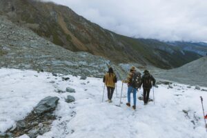Why the Indrahar Pass Trek Is One of Himachal's Most Rewarding Adventures 1 Why the Indrahar Pass Trek Is One of Himachal’s Most Rewarding Adventures
