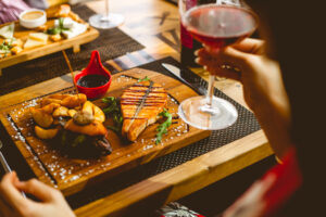 Warm Evenings That Feel Like dinner bondi Under Coastal Skies Glow