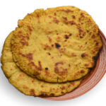 Missi Roti: A Traditional North Indian Flatbread for Balanced Eating 3 Missi Roti: A Traditional North Indian Flatbread for Balanced Eating