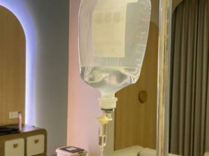 Glutathione IV Drip in Dubai: Collagen and Glow Boost