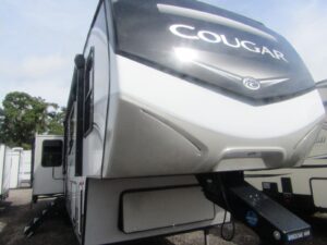What’s Inside the Keystone Cougar Luxury Fifth Wheel That Surprises Buyers?? 1 What’s Inside the Keystone Cougar Luxury Fifth Wheel That Surprises Buyers??