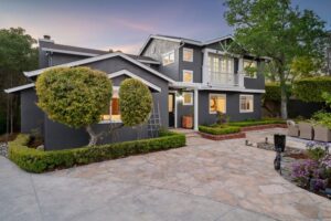 Professional Real Estate Photo and Video Services Boost Bookings