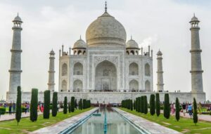 Day Trip To Taj Mahal From Delhi – A Perfect One-Day Adventure