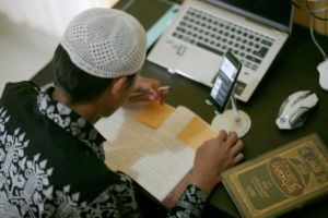 Learn Quran Online: A Complete Guide to Modern Islamic Learning for All Ages 1 Learn Quran Online: A Complete Guide to Modern Islamic Learning for All Ages