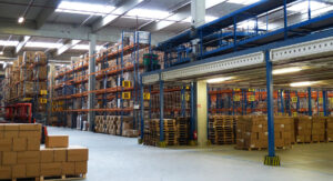 How Does a Full-Service Warehouse Handle Seasonal Order Surges?