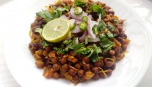 Chana Ghugni Recipe for Diabetes | Healthy East Indian Black Chickpea Snack 1 Chana Ghugni Recipe for Diabetes | Healthy East Indian Black Chickpea Snack