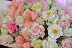 Creative Ways to Surprise Someone with a Beautiful Flower Delivery 1 Creative Ways to Surprise Someone with a Beautiful Flower Delivery