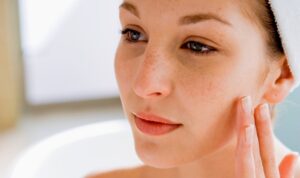 Can Large Pores Treatment Reduce Visible Skin Flaws? 1 Can Large Pores Treatment Reduce Visible Skin Flaws?