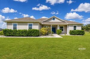 How Can Real Estate Videography Services in Paradise Valley, AZ Create Cinematic Property Tours That Inspire Buyers?