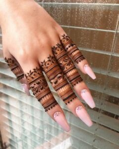 25+ Finger Mehndi Designs for Brides & Every Wedding Celebrations
