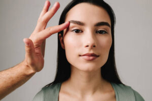 Top Reasons to Consider Blepharoplasty Dubai for Eye Rejuvenation