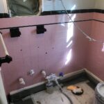 A Practical Guide to Fiberglass Shower Refinishing 3 A Practical Guide to Fiberglass Shower Refinishing