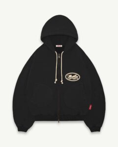 illicit clothing and illicit bloc: redefining today’s streetwear culture