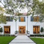 Luxury Swimming Pool Design and Construction Services for Elegant Outdoor Living 3 Luxury Swimming Pool Design and Construction Services for Elegant Outdoor Living