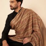 The Ultimate Guide to Choosing the Right Shawl for Every Season