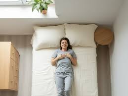What Makes Guest Beds Better for Your Guests’ Sleep Health?