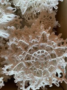 Christmas Made by Hand: Decorations With a Story to Tell