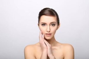 Facelift Surgery Results: Realistic Goals and Expectations 1 Facelift Surgery Results: Realistic Goals and Expectations