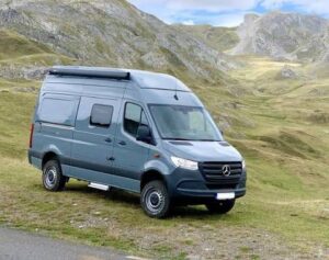 Luxury Transportation in Morocco for Youth Day Travel