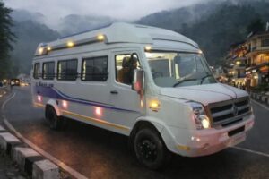22 Seater Tempo Traveller Hire in Delhi 1 22 Seater Tempo Traveller Hire in Delhi