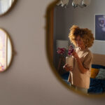 Handcrafted Convex Mirrors UK vs. Mass-Produced: Why Artisan Quality Matters 3 Handcrafted Convex Mirrors UK vs. Mass-Produced: Why Artisan Quality Matters