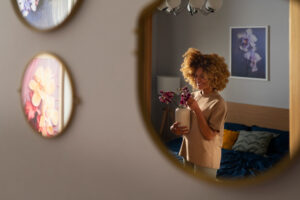 Handcrafted Convex Mirrors UK vs. Mass-Produced: Why Artisan Quality Matters