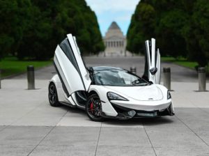 Luxury Car Travel in Melbourne: Comfort, Elegance and Memorable Journeys 1 Luxury Car Travel in Melbourne: Comfort, Elegance and Memorable Journeys