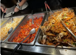Buffet Hibachi Party vs. Traditional Buffet: What’s the Difference? 1 Buffet Hibachi Party vs. Traditional Buffet: What’s the Difference?
