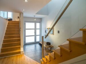 How to Choose a Reliable Window Cleaning Company in Roswell?