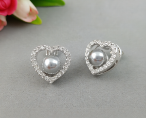 Shop Heart-Shaped Pearl Earrings: A Guide to Stylish Pearl Jewelry