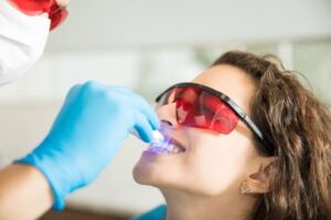 How Can Professional Treatment Help Relieve Sensitive Teeth in Lahore?