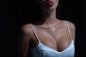 Service Girls in Dubai: +971529025137 Important Things to Consider Before Contacting a Listing