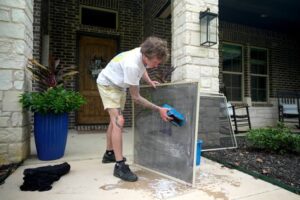 Commercial Window Cleaning Near Me A Guide for Business Owners 1 Commercial Window Cleaning Near Me A Guide for Business Owners