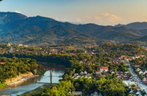 Laos’s Best Traditional Herbal-Medicine Experiences for Cultural Travellers