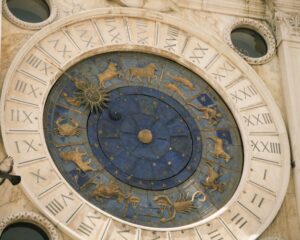 Astrologer in Florida: Find Guidance for Love, Relationships and Emotional Peace