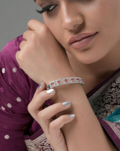 What Are the Best Bangles India Styles for Weddings and Everyday Wear?