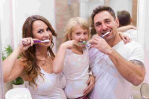 How Families Can Maintain Healthy Smiles With Regular Dental Care 1 How Families Can Maintain Healthy Smiles With Regular Dental Care