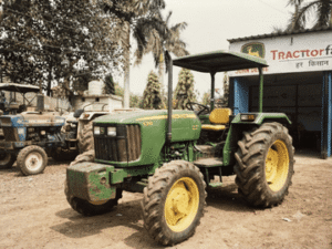 Safety Guide: Operating an Old Tractor Without Rollover Protection 1 Safety Guide: Operating an Old Tractor Without Rollover Protection