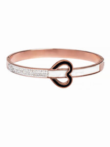 Shop the Best Anniversary Gifts in India with Stylish and Best-Selling Jewellery Online – ASHNERA
