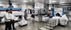 How to Choose a Commercial Dry Cleaning Machine: Commercial Laundry Solutions for Large Businesses 1 How to Choose a Commercial Dry Cleaning Machine: Commercial Laundry Solutions for Large Businesses