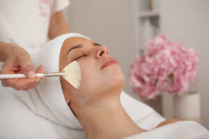 How Chemical Peels in Riyadh Fit Into Modern Skincare 1 How Chemical Peels in Riyadh Fit Into Modern Skincare