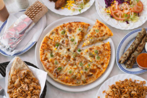 Pizza oder Döner? Welche Mahlzeit passt zu welchem Anlass? 1 Pizza oder Döner? Welche Mahlzeit passt zu welchem Anlass?
