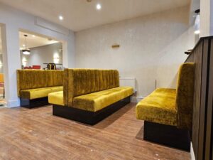 The Fabric Decisions That Keep Restaurant Seating Looking Sharp for Years 1 The Fabric Decisions That Keep Restaurant Seating Looking Sharp for Years