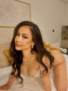 Murree Call Girls – Simple, Discreet and Easy