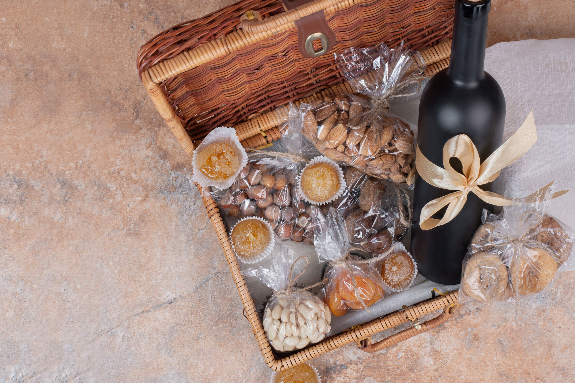corporate gift hampers optimized 1000