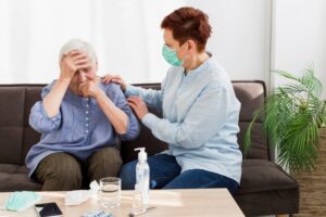 Disease Management at Home: Supporting Elderly Patients With Chronic Conditions 1 Disease Management at Home: Supporting Elderly Patients With Chronic Conditions
