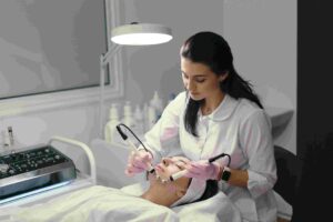 Understanding the Benefits and Considerations of Fotona 4D Laser Treatment 1 Understanding the Benefits and Considerations of Fotona 4D Laser Treatment