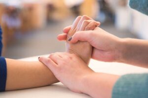 Wrist Pain Treatment with Physiotherapy in Edinburgh