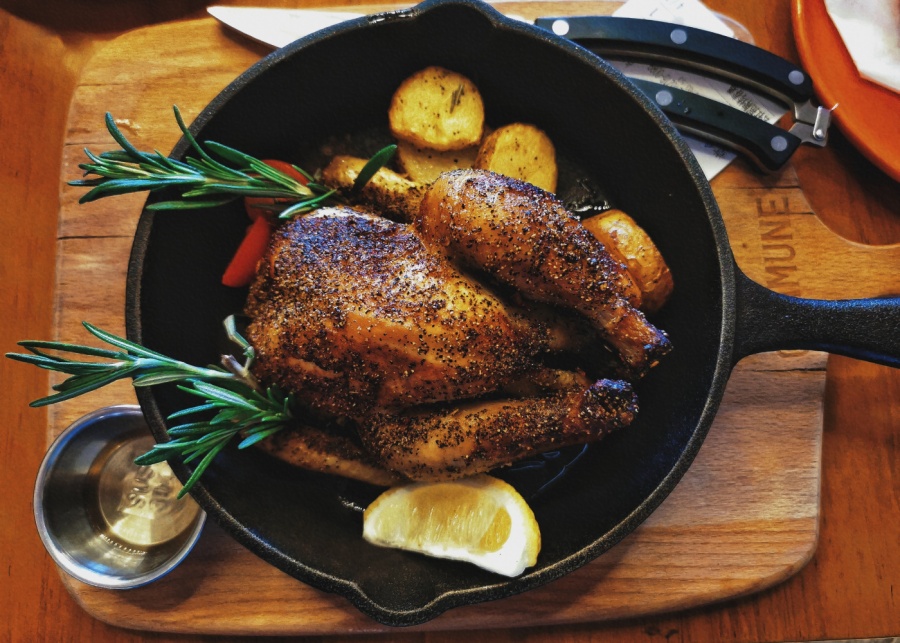 chicken-roasted-recipe-kids-singapore-cisco-lin-unsplash (1)